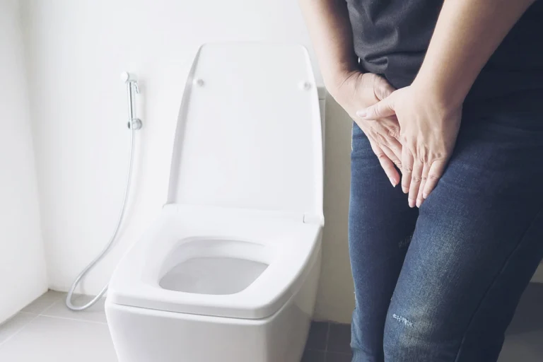 toilet-5717374_1280