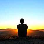 Armastuse ja Valu Komplekssus: Sügavad Mõtted Suhetest 3 tähtkujud