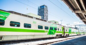 Visit_Tampere_Rautatieasema_Train_station_train_waiting_Laura_Vanzo-800x420