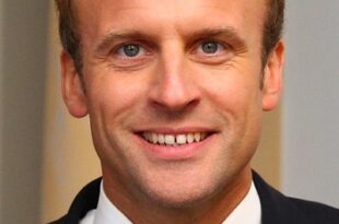 Emmanuel Macron cropped