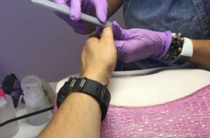 Meeste-küüntehooldus2-850x560