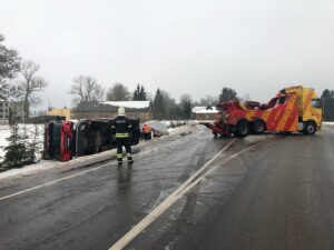 Päästeauto kraavis