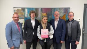 Auhinna_yleandmine-1-scaled