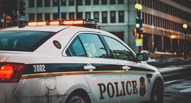 squad-car-g83a8f20f5_640