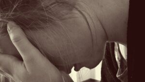 woman-gb99455053_640