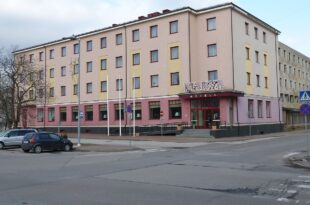 1200px Hotel Narva