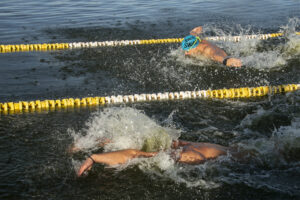 Harku taliujumise etapist osavõtjaid Harku järve väliujulas