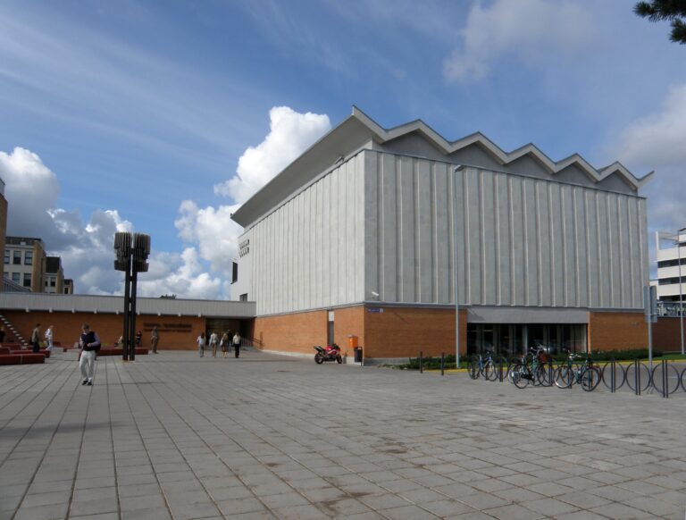 Tallinna_Tehnikaülikooli_peahoone