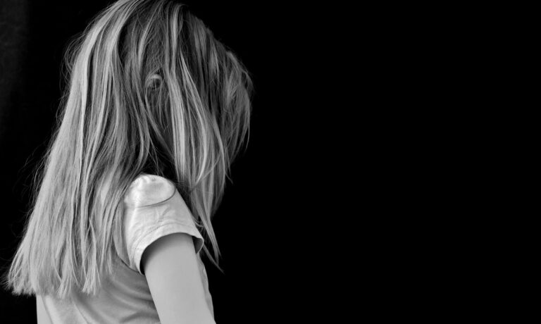 girl-gdfe3643d4_1920
