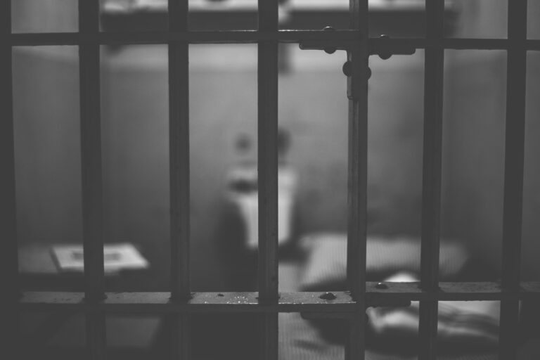 prison-gf1ab30776_1920