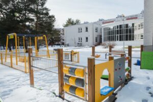 Lastekodu Mustamäe maja ja õu_foto Ksenija Kurs_Pealinn (10)