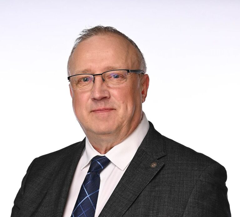 Mart_Kallas