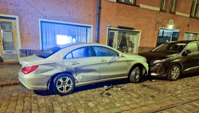 park-auto-hel