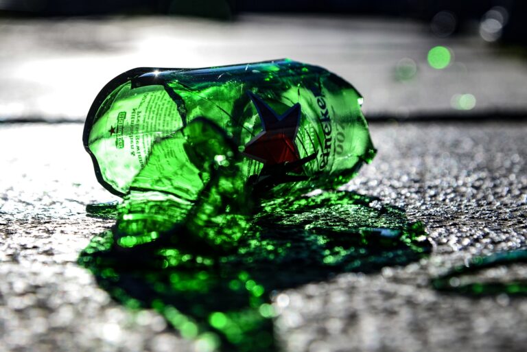 bottle-4960506_1920