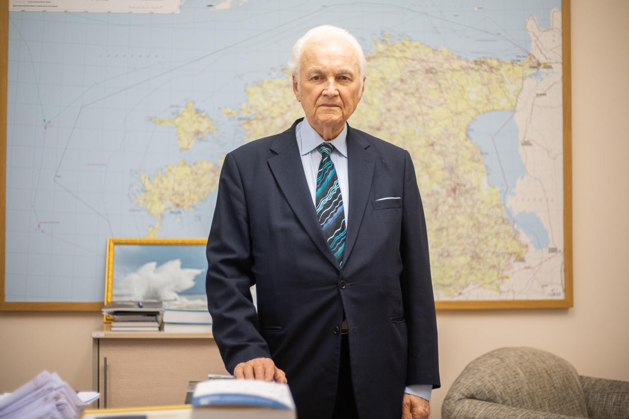 Suri president Arnold Rüütel 1 Arnold Rüütel