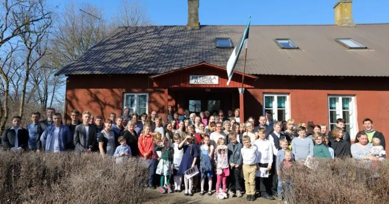 Metsküla Algkool