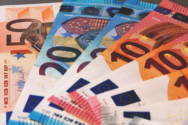 euros-money