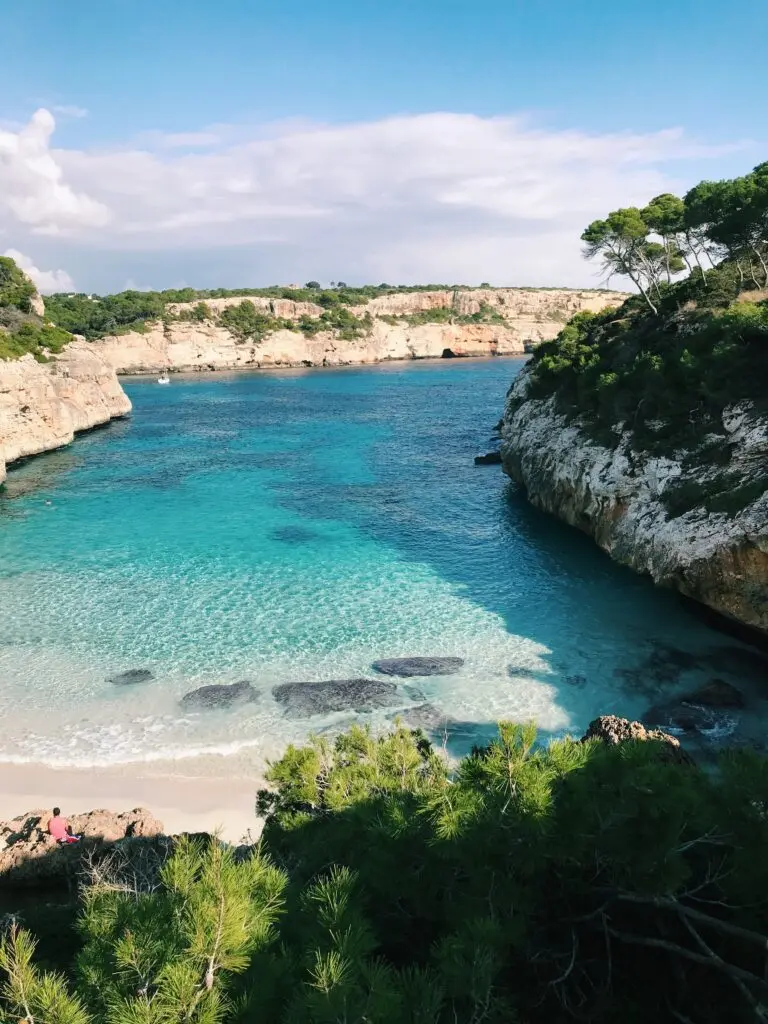 reiseuhu-aue3vSw8DQQ-unsplash