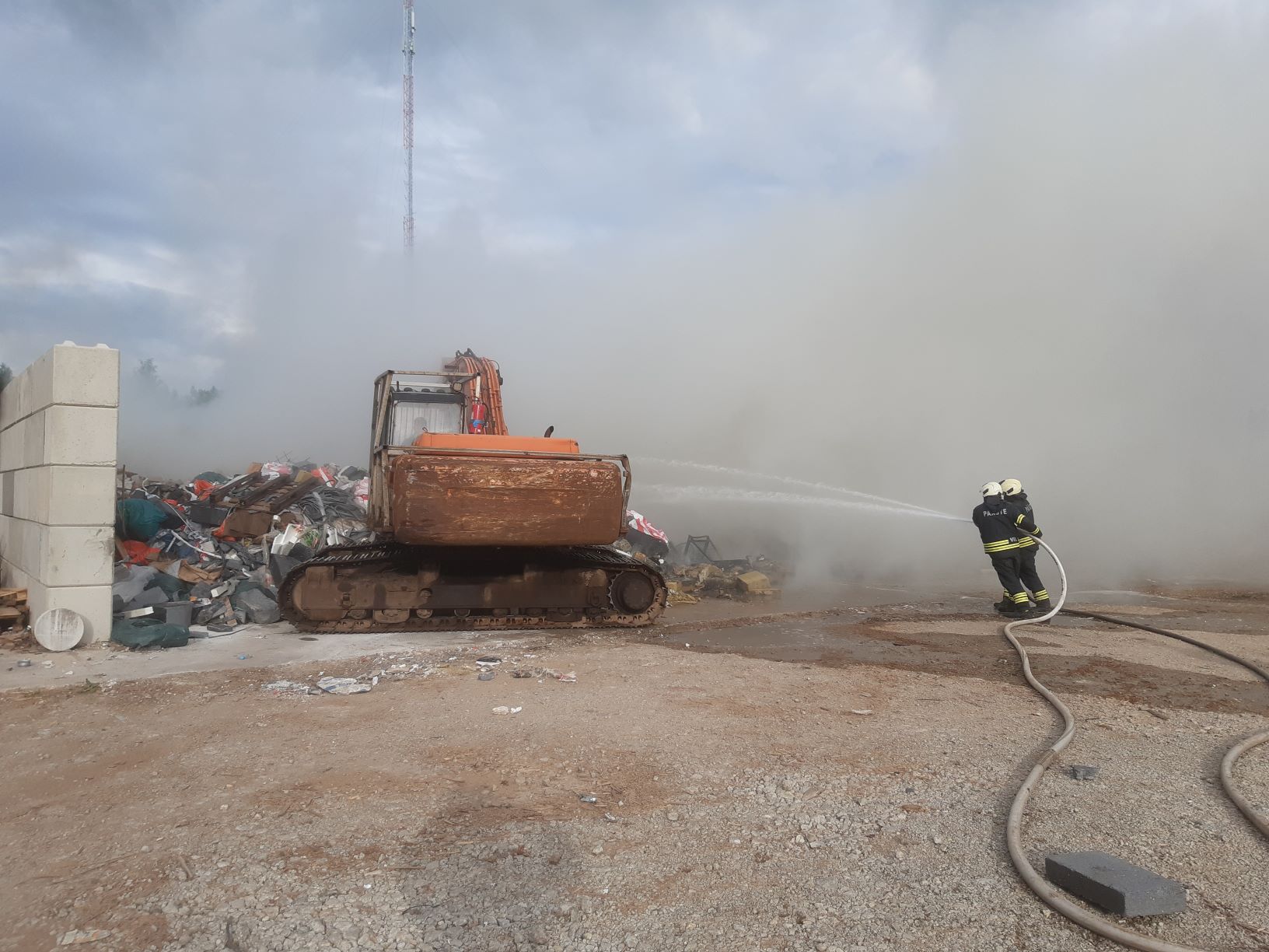 Mustivere ehitusjäätmed2