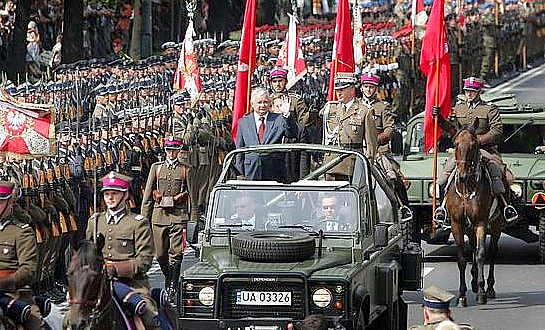 Polish president with army