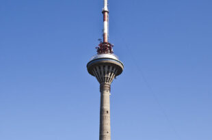 Torre de TV de Tallinn Estonia 2012 08 12 DD 01