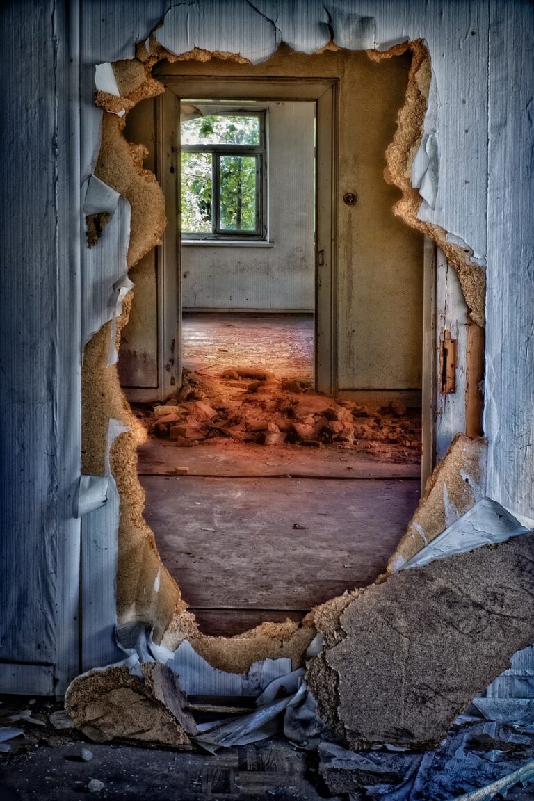 abandoned-g2b58dbee0_1280