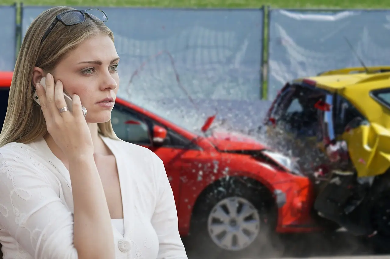 car-crash-g988162f38_1280