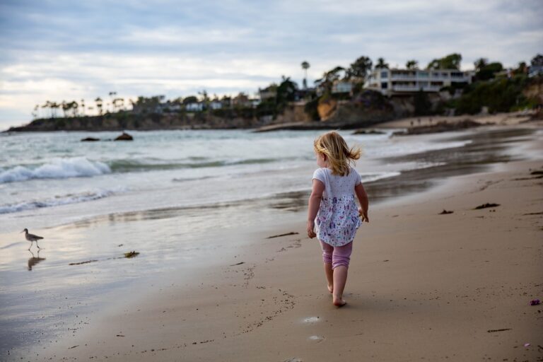 child-g31f92dbc0_1280