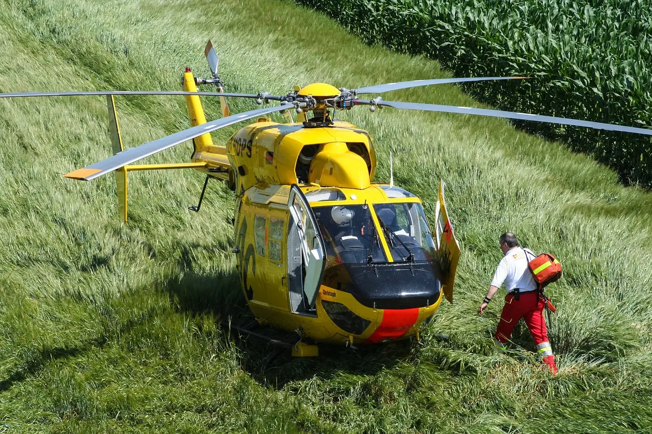 helicopter-g0ad973ef2_1280