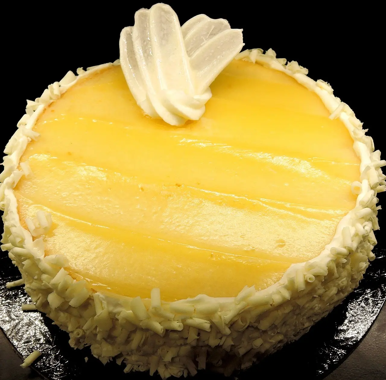 Laupäeval küpseta sidrunikooki 1 limoncello-cake-g029e15fa3_1280