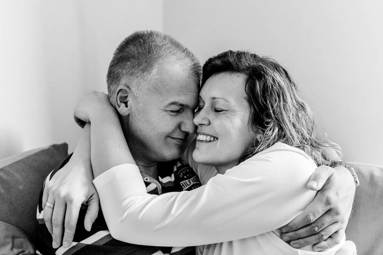 love-g912950f91_1280