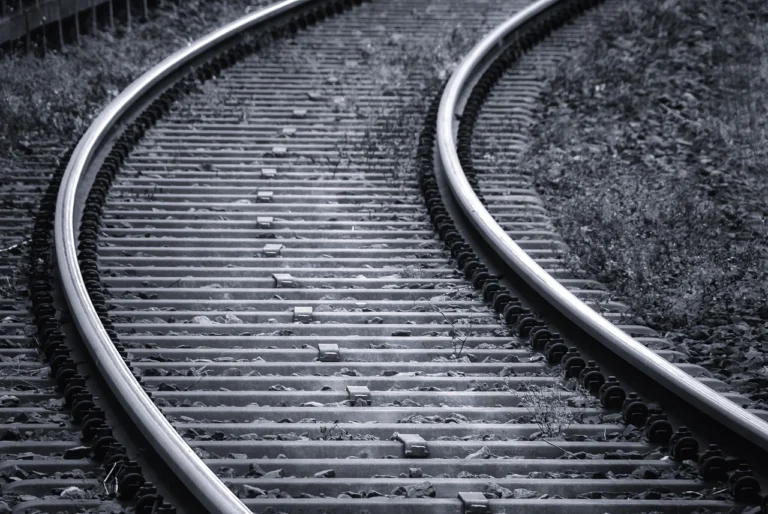 railway-tracks-gff422572d_1280
