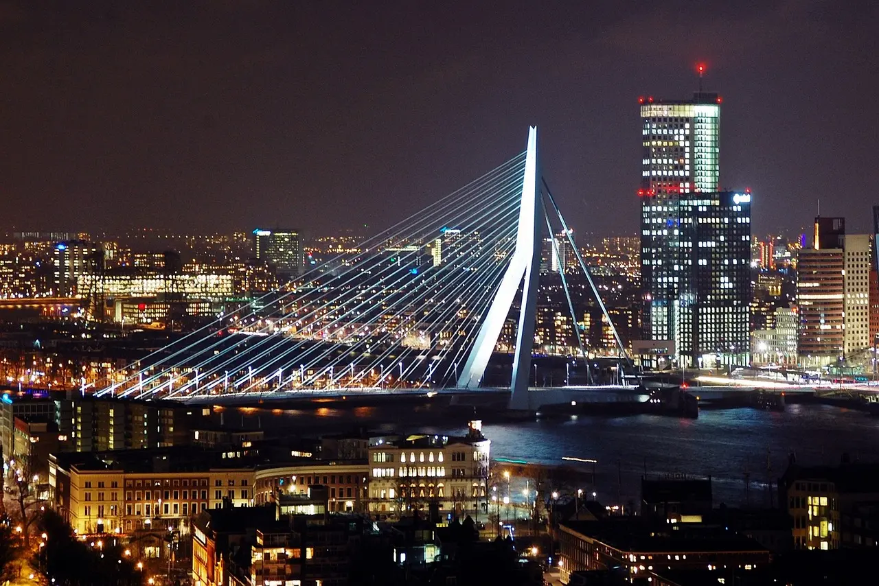 rotterdam-gf7a3eaa7f_1280