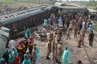 71ogpvag pakistan train accident afp 625x300 06 August 23