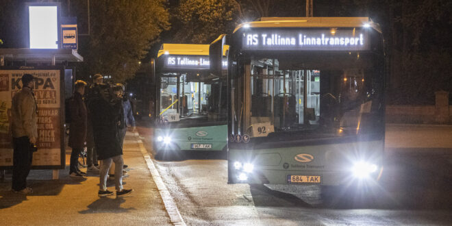 Oobuss foto Albert Truuvaart Pealinn