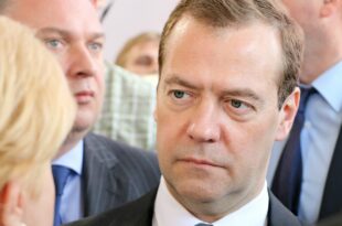 dmitry medvedev 1485638 1280