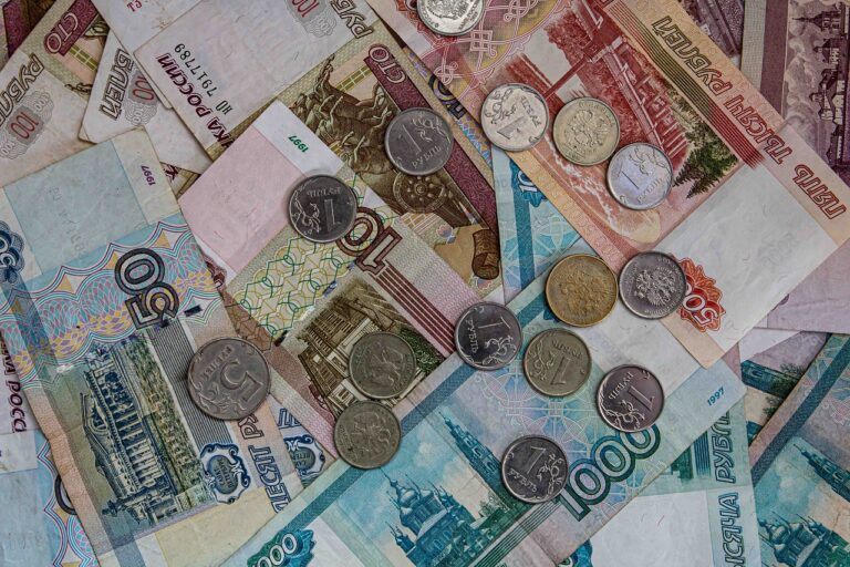 money-rubles-7187052_1280