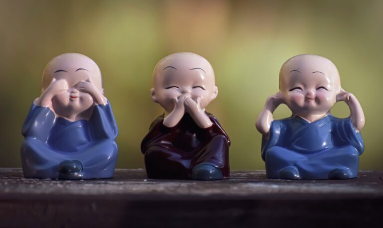 monk-5357843_1280