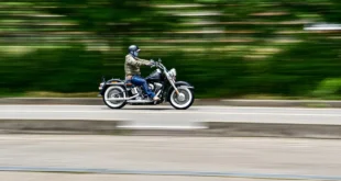motorcycle 8038868 1280