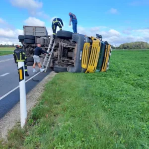 378859104_759933895937397_5981635227002197237_n