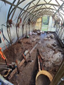 Oru_kasvuhoone_turvas_08.05.24