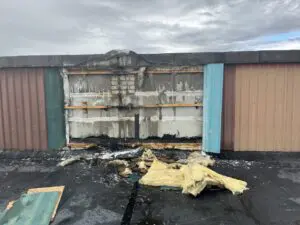 Linnamäe tee põlenud katus_14.06