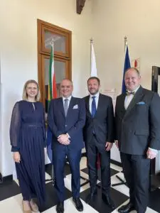 54131978761_6f920ecc16_c