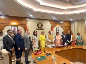 Minister_Hartman_Indias