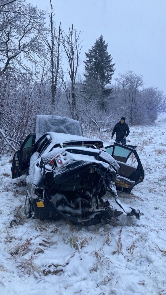 FOTOD: Kohtla-Järvel juhtunud liiklusõnnetuses hukkus inimene 6 avarii2