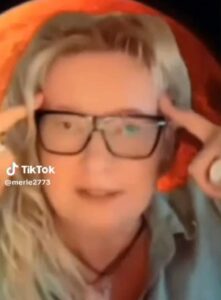 cd468953-9c1d-436b-92e7-eab1b60959bd