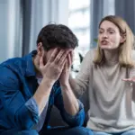 11 fraasi, mida emotsionaalselt küpsed naised ütlevad ja mis solvavad lapsikuid mehi 2 naine mees karjumine