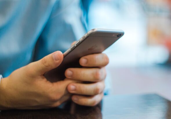 mees mobiil